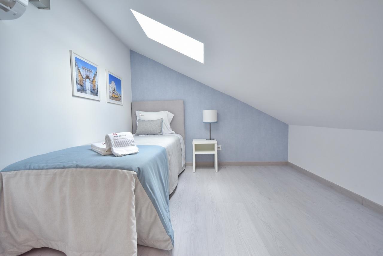 Alunni Stacc Guesthouse Лиссабон Экстерьер фото